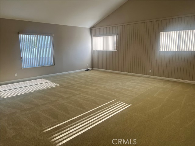 MLS #WS25255805 image #15