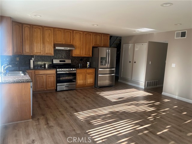 MLS #WS25255805 image #6