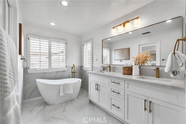 MLS #WS25255833 image #11