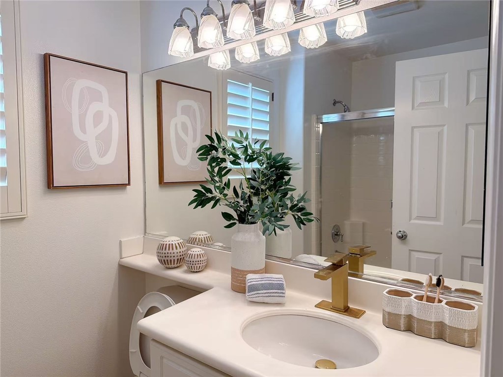 MLS #WS25255833 image #14