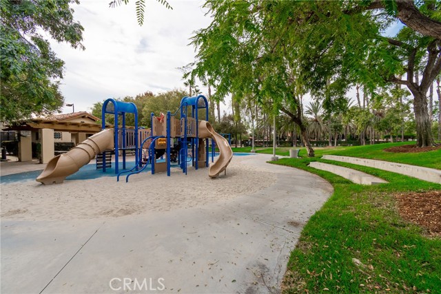 MLS #WS25255833 image #20