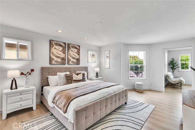 MLS #WS25255833 image #8