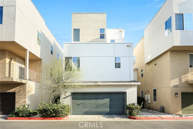 MLS #WS25255856 image #0