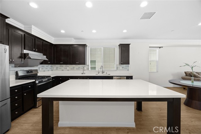 MLS #WS25255856 image #14