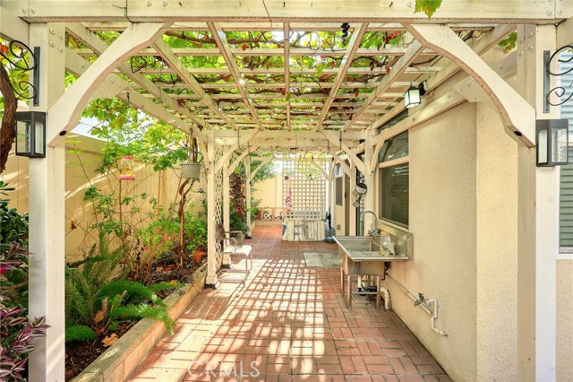 MLS #WS25255856 image #23