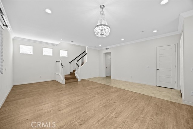 MLS #WS25255856 image #6