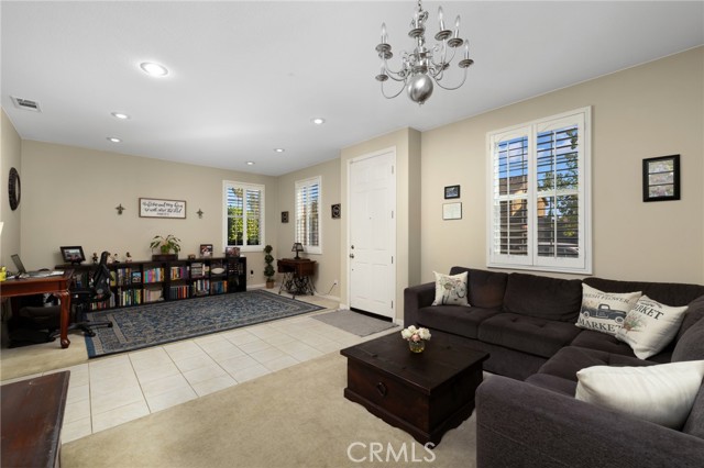 MLS #WS25255861 image #5