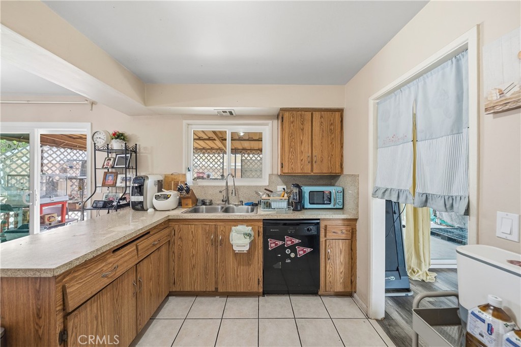 MLS #WS25255923 image #7