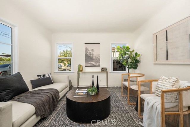 MLS #WS25256308 image #2