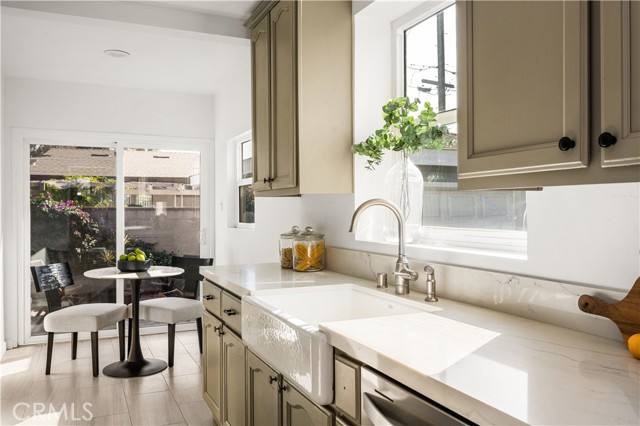 MLS #WS25256308 image #6