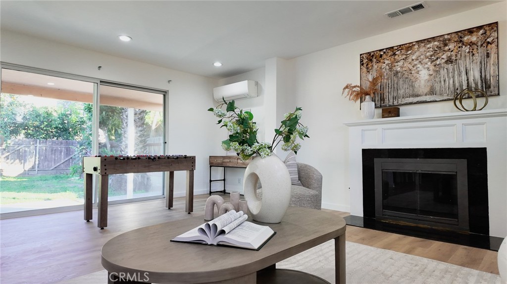 MLS #WS25256326 image #14