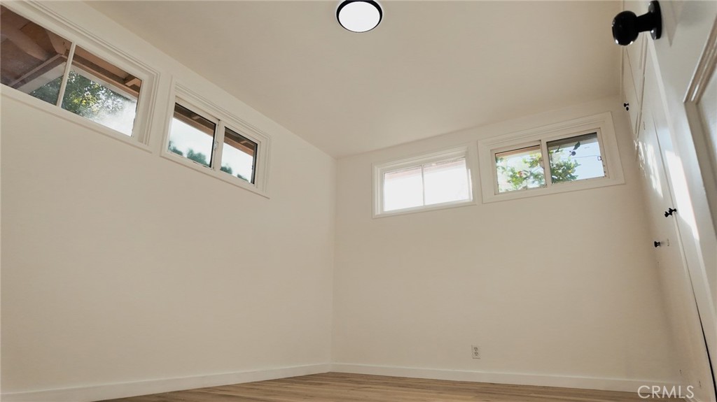 MLS #WS25256326 image #24