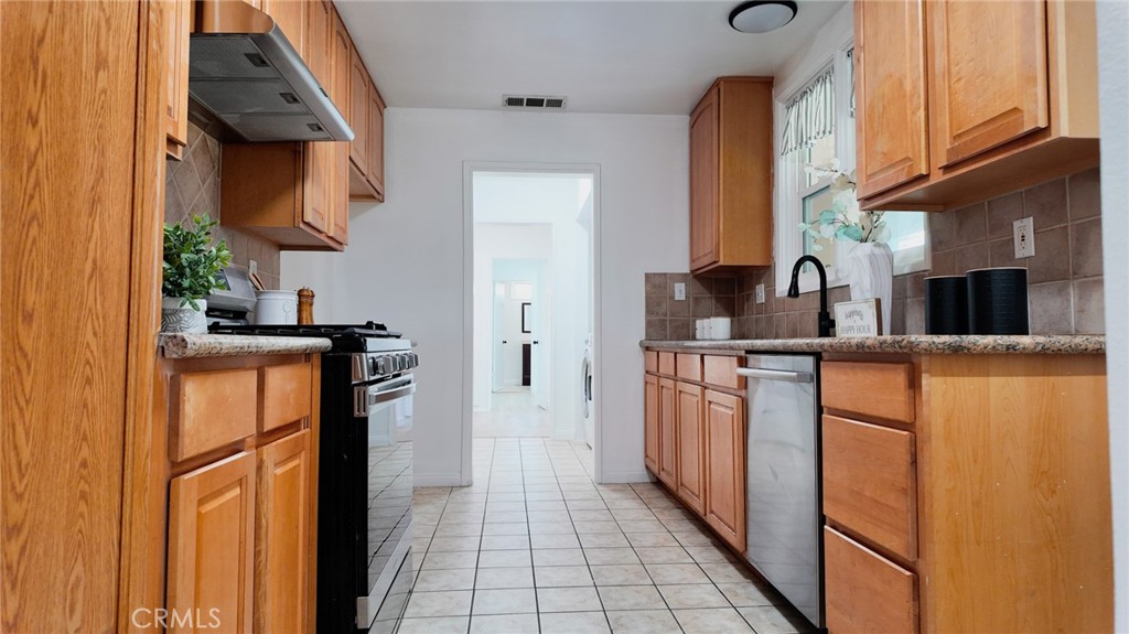 MLS #WS25256326 image #35