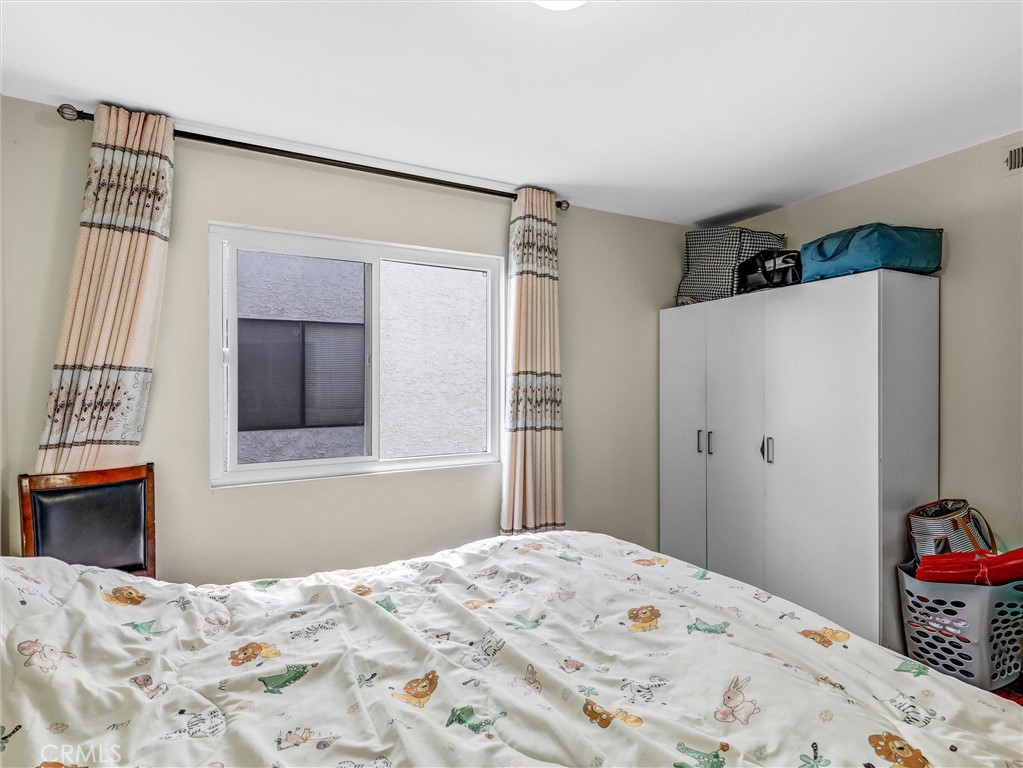 MLS #WS25256423 image #24