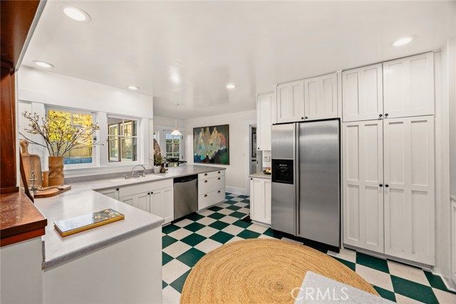 MLS #WS25256710 image #10