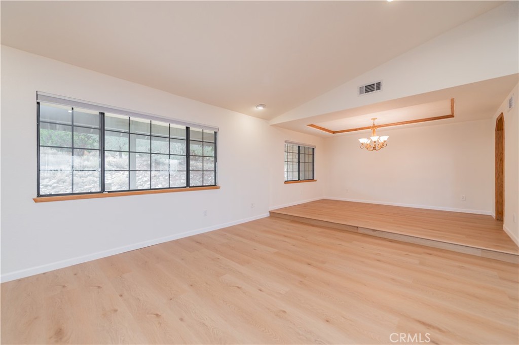 MLS #WS25256729 image #22