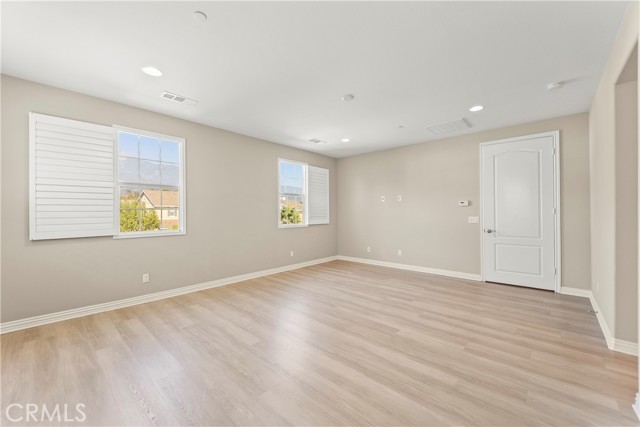 MLS #WS25256763 image #19