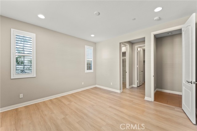 MLS #WS25256763 image #31