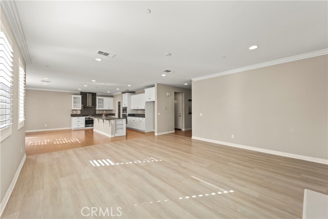 MLS #WS25256763 image #6