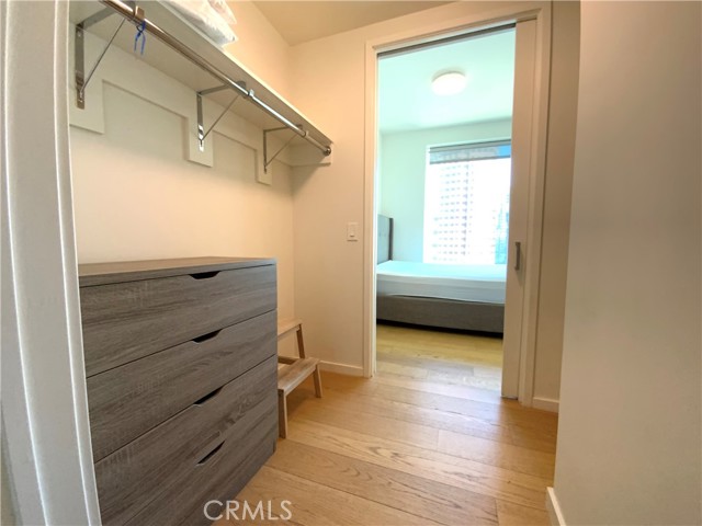 MLS #WS25256831 image #13