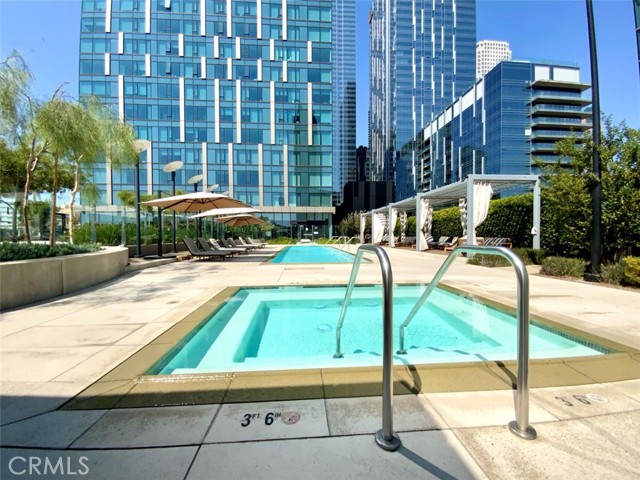 MLS #WS25256831 image #15