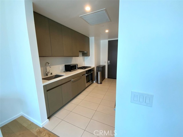 MLS #WS25256831 image #3