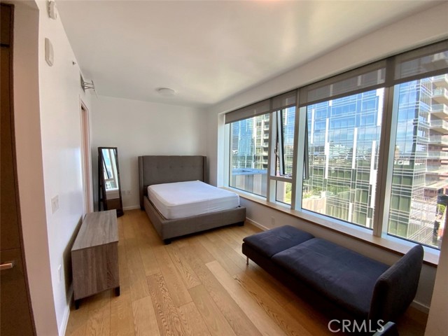 MLS #WS25256831 image #6