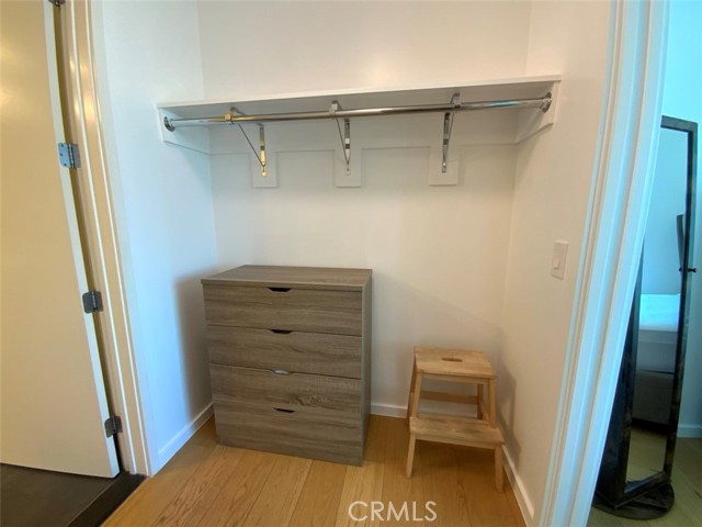 MLS #WS25256831 image #9