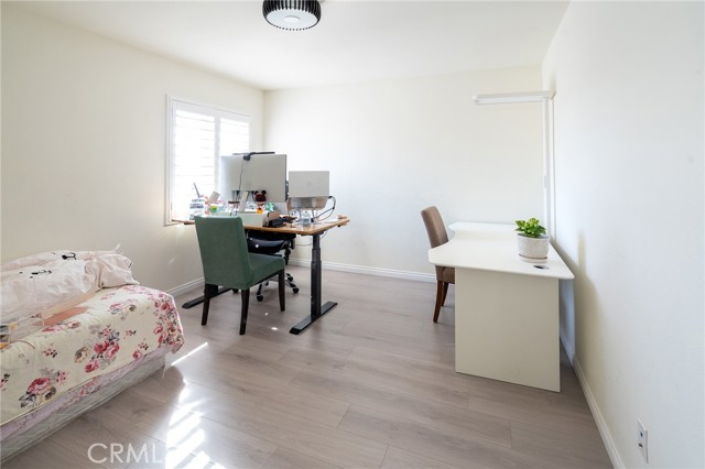 MLS #WS25256873 image #17