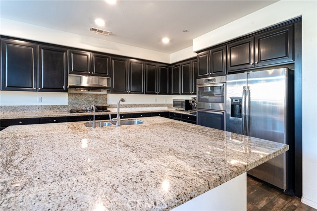 MLS #WS25256873 image #4