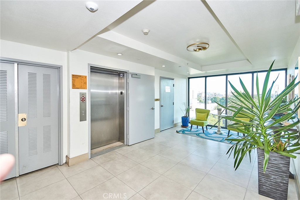 MLS #WS25256948 image #3