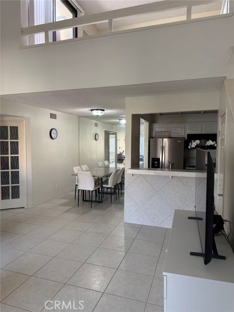 MLS #WS25256974 image #2