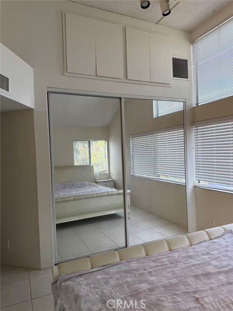 MLS #WS25256974 image #8