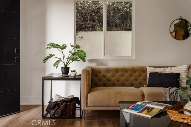 MLS #WS25257186 image #31