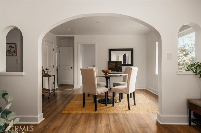 MLS #WS25257186 image #33