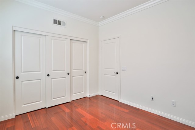 MLS #WS25257288 image #18