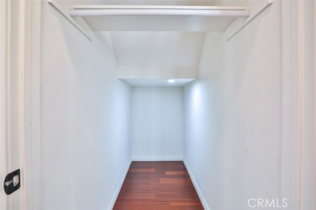 MLS #WS25257288 image #21