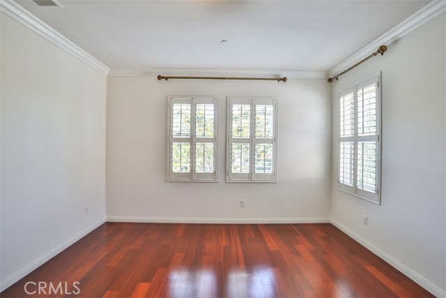 MLS #WS25257288 image #23