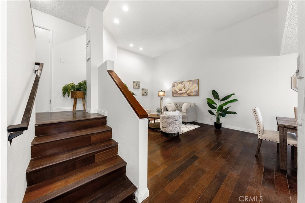 MLS #WS25257314 image #9