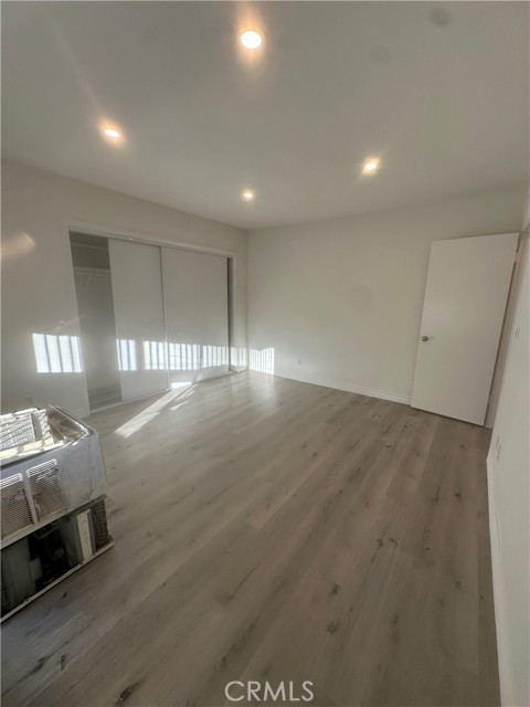 MLS #WS25257378 image #18