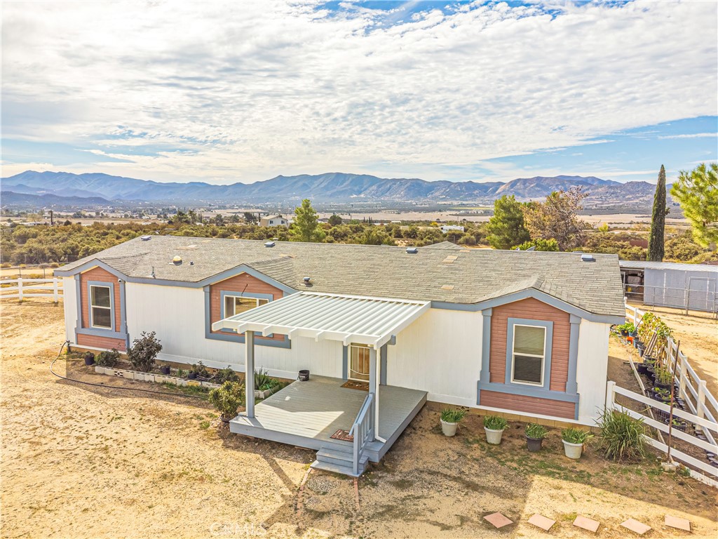 MLS #WS25257636 image #1