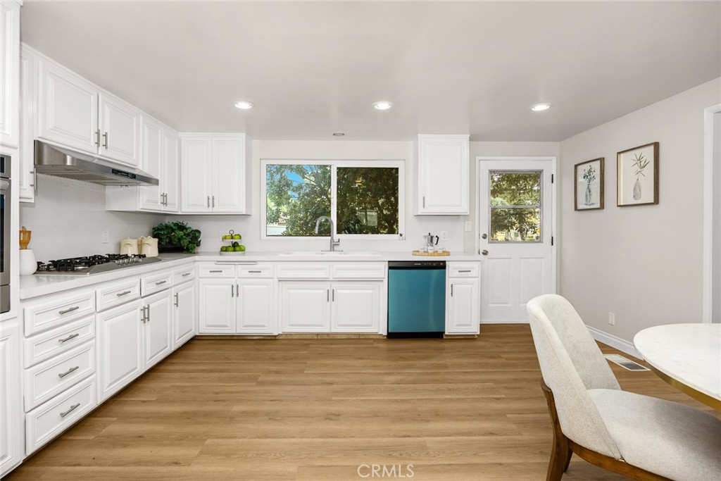 MLS #WS25258044 image #11