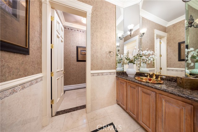 MLS #WS25258076 image #11