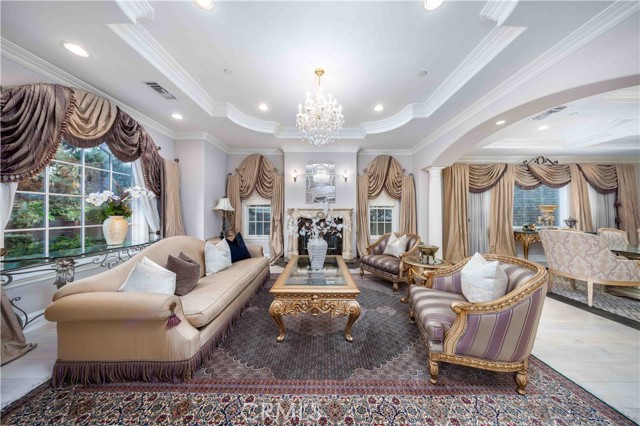 MLS #WS25258076 image #4