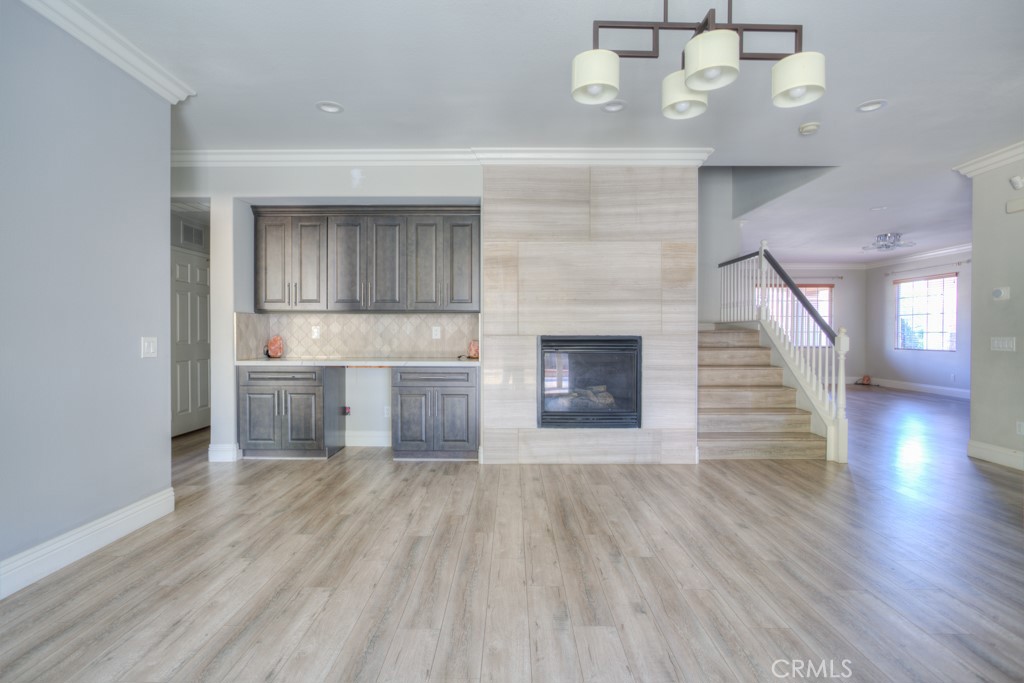 MLS #WS25258201 image #10