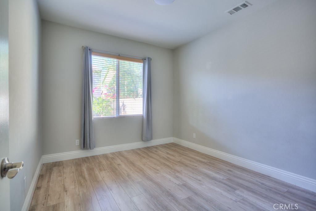 MLS #WS25258201 image #14