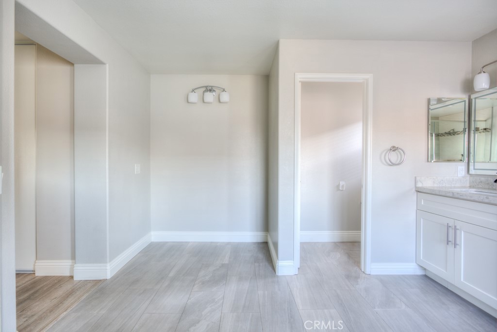 MLS #WS25258201 image #40