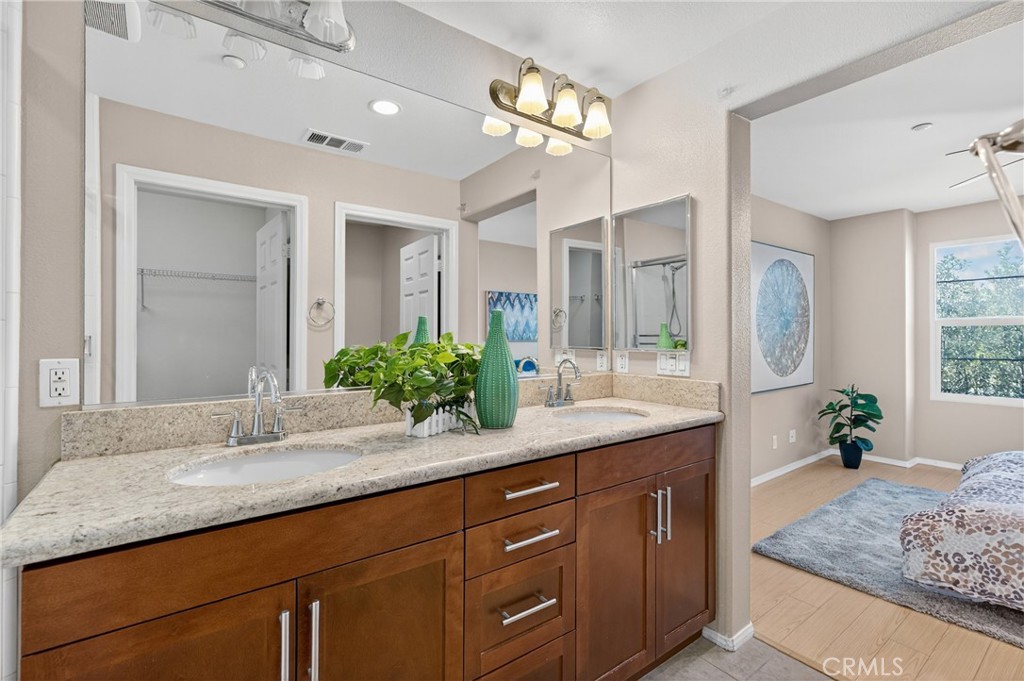 MLS #WS25258846 image #14