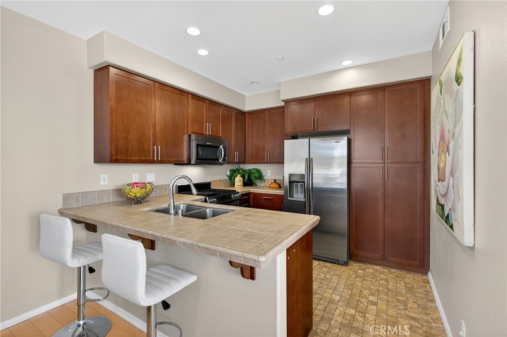 MLS #WS25258846 image #9