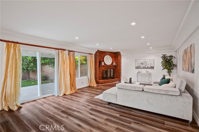 MLS #WS25259083 image #32